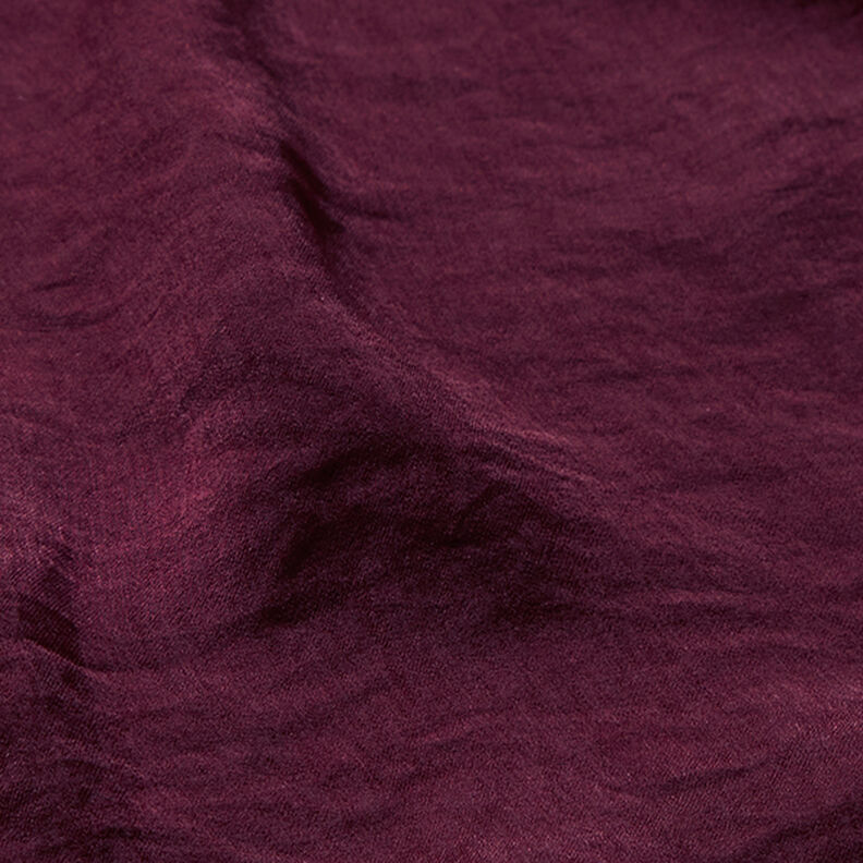 Tessuto leggero increspato per camicette in tinta unita – rosso merlot,  image number 2